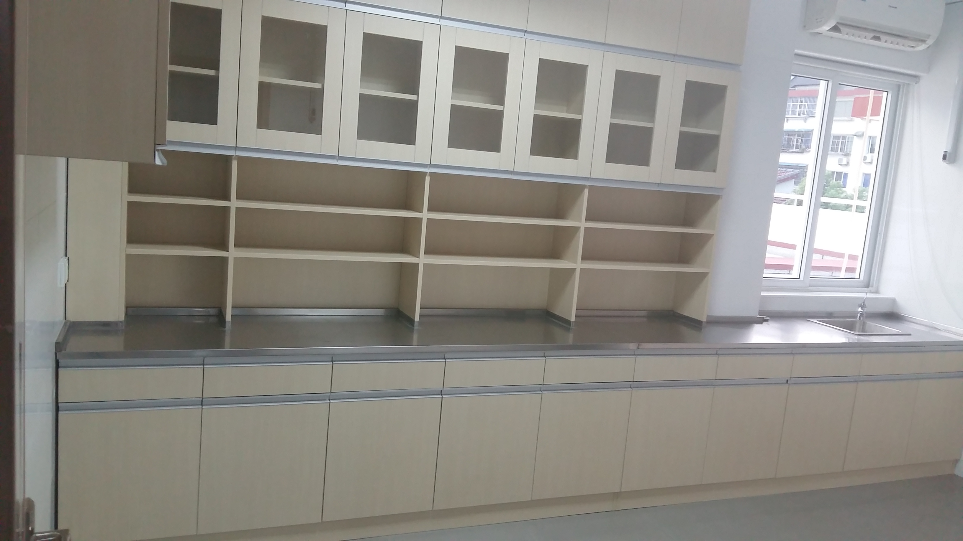 上海市嘉定区中医医院病区医用家具配置升级工程(图2) 上海市嘉定区中医医院病区医用家具配置升级工程(图2)